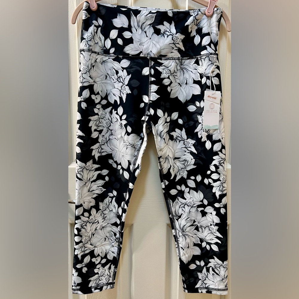 Balance Collection Dry-wik Hi-waisted Cropped Leggings